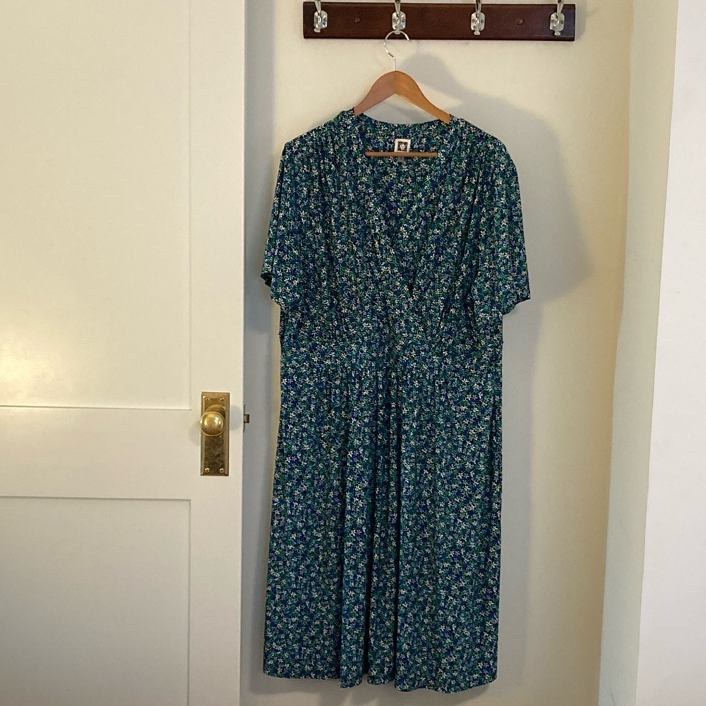 Anne Klein Green and Blue Floral Dress, 3x, stretchy knit, faux wrap top
